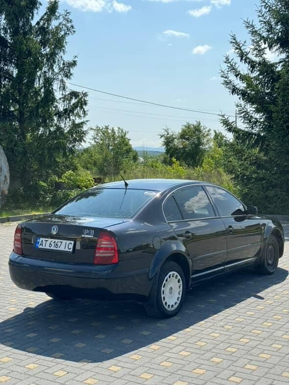 Skoda superb 2004р