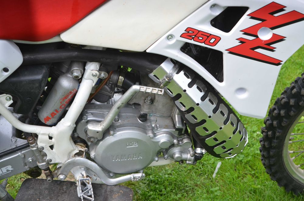 Yamaha YZ250, 1990r odrestałrowana zamianą