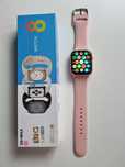 Różowy smartwatch