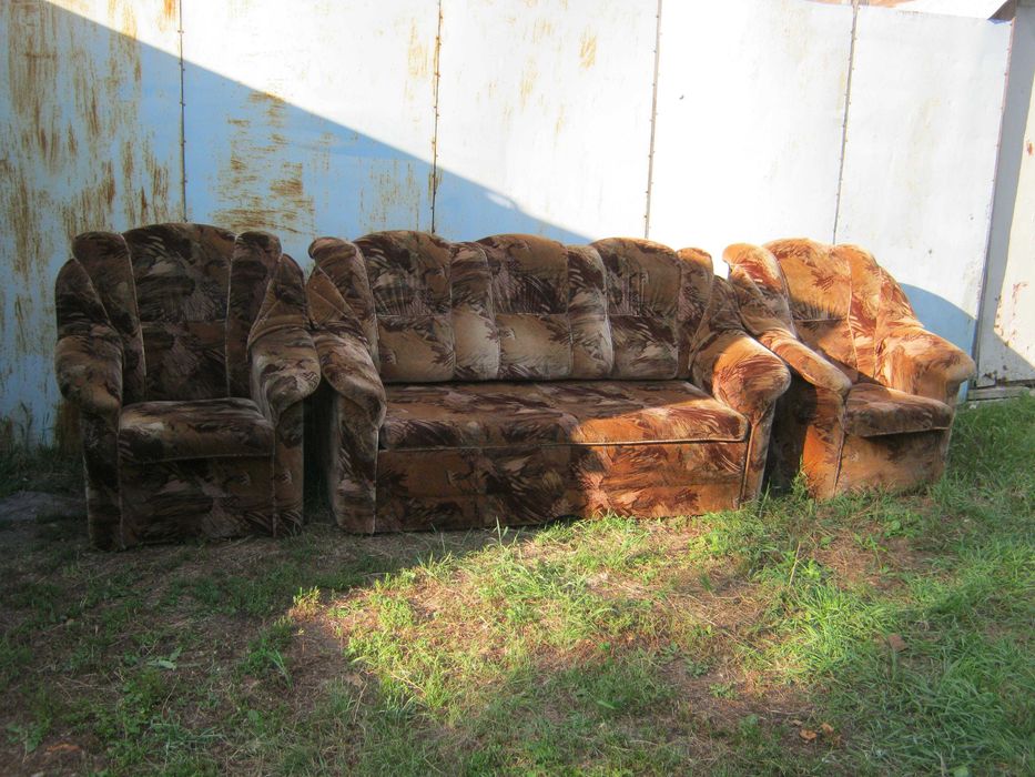 Комплект мягкой мебели.