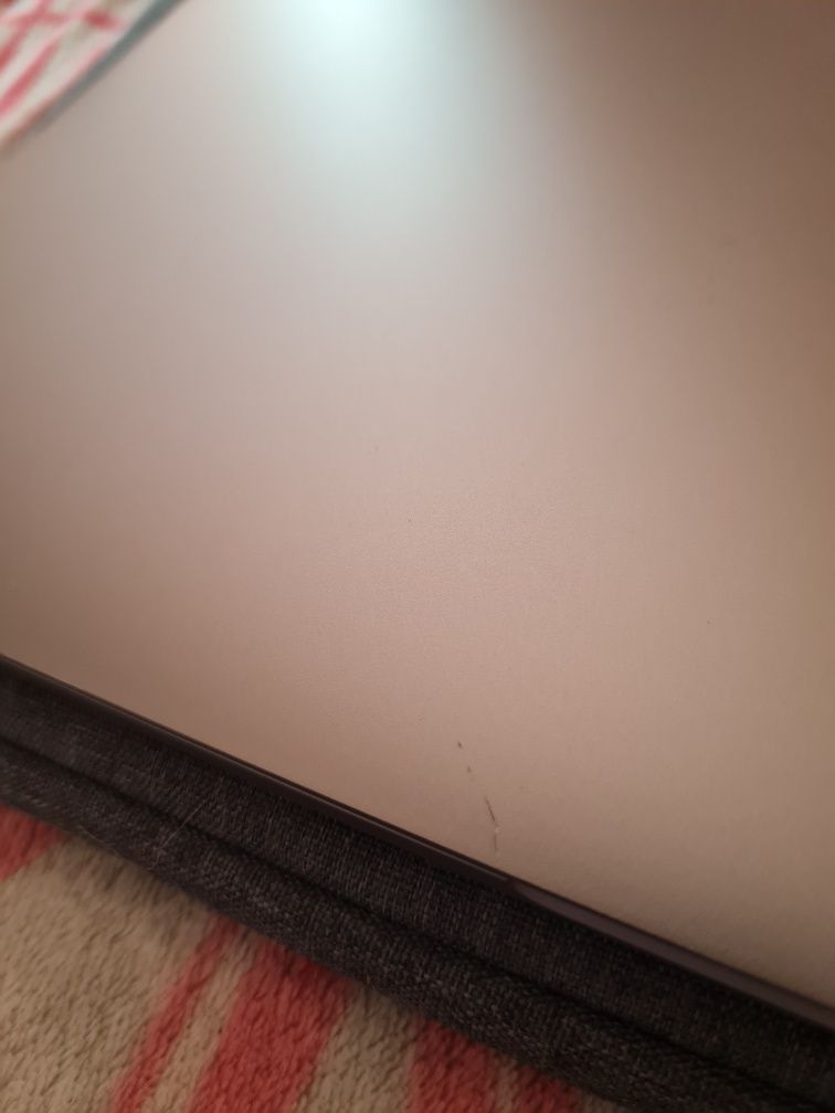 Macbook pro 15 i7-9750H 16GB 512GB 2019r