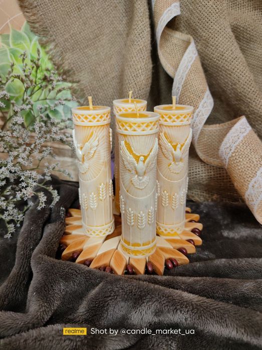 Воскові свічки. Восковые свечи. Різдвяні новорічні