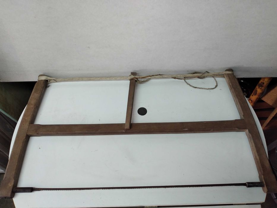 Serras de madeira antigas