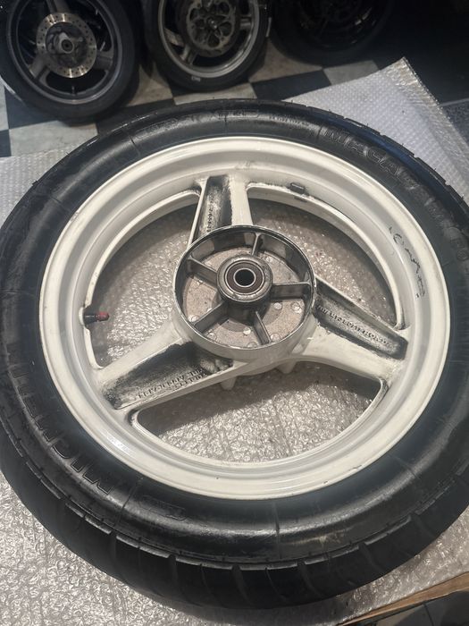 Honda VFR 750 RC24 Koło Felga michelin Macadam 140/80-17 V439