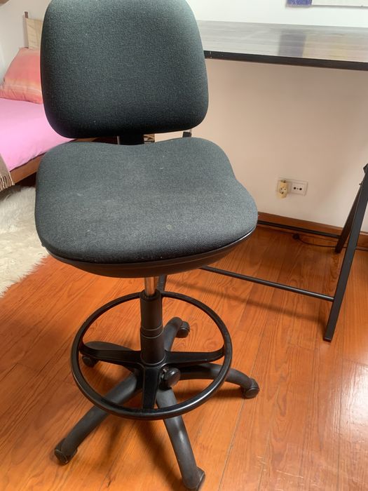 Conjunto de Secretaria e cadeira