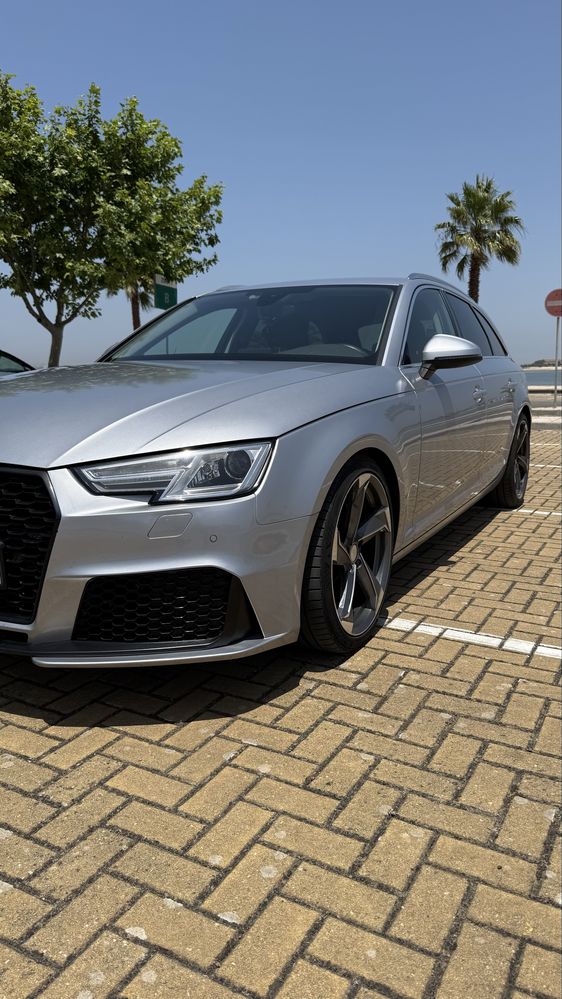 Audi A4 Avant S Tronic