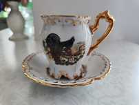 Piękna porcelanowa filiżanka sygnowana Carlasbad Czechy z zającem