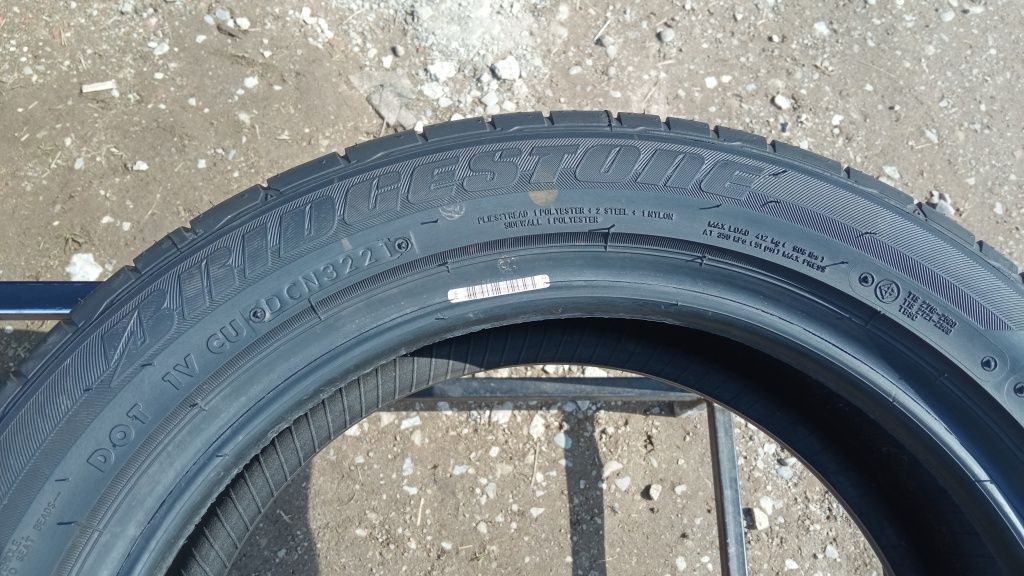 175/55/15 Bridgestone Hові