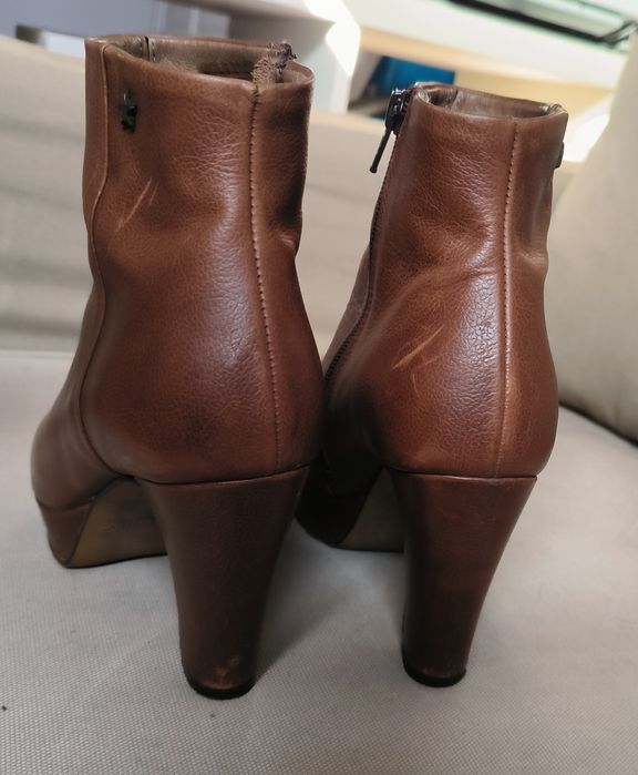 Botins Cubanas em couro