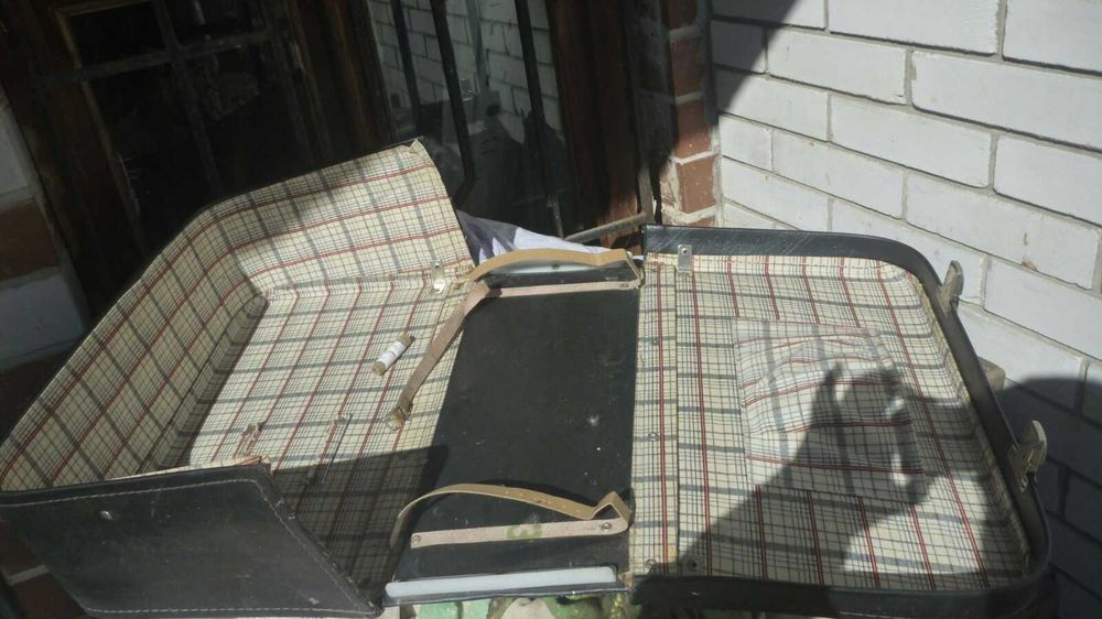 Саквояж чемодан старовинний.