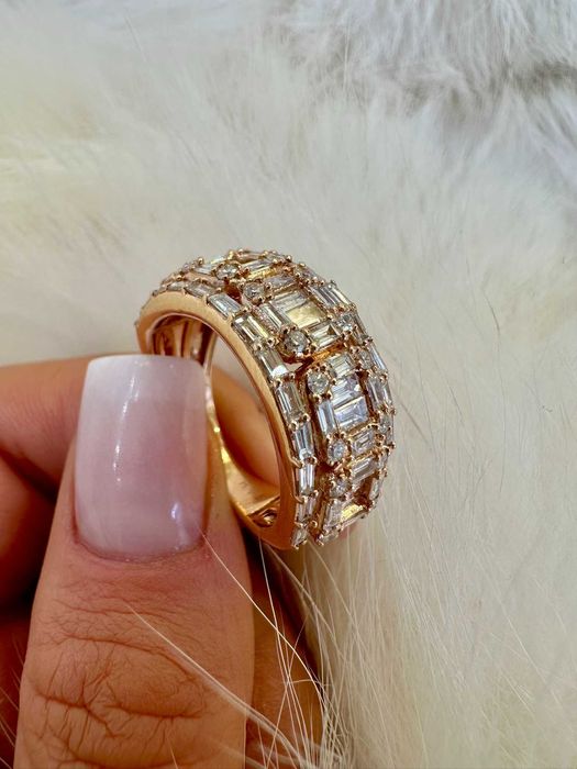 Pierścionek z diamentami naturalnymi 2.00  Ct