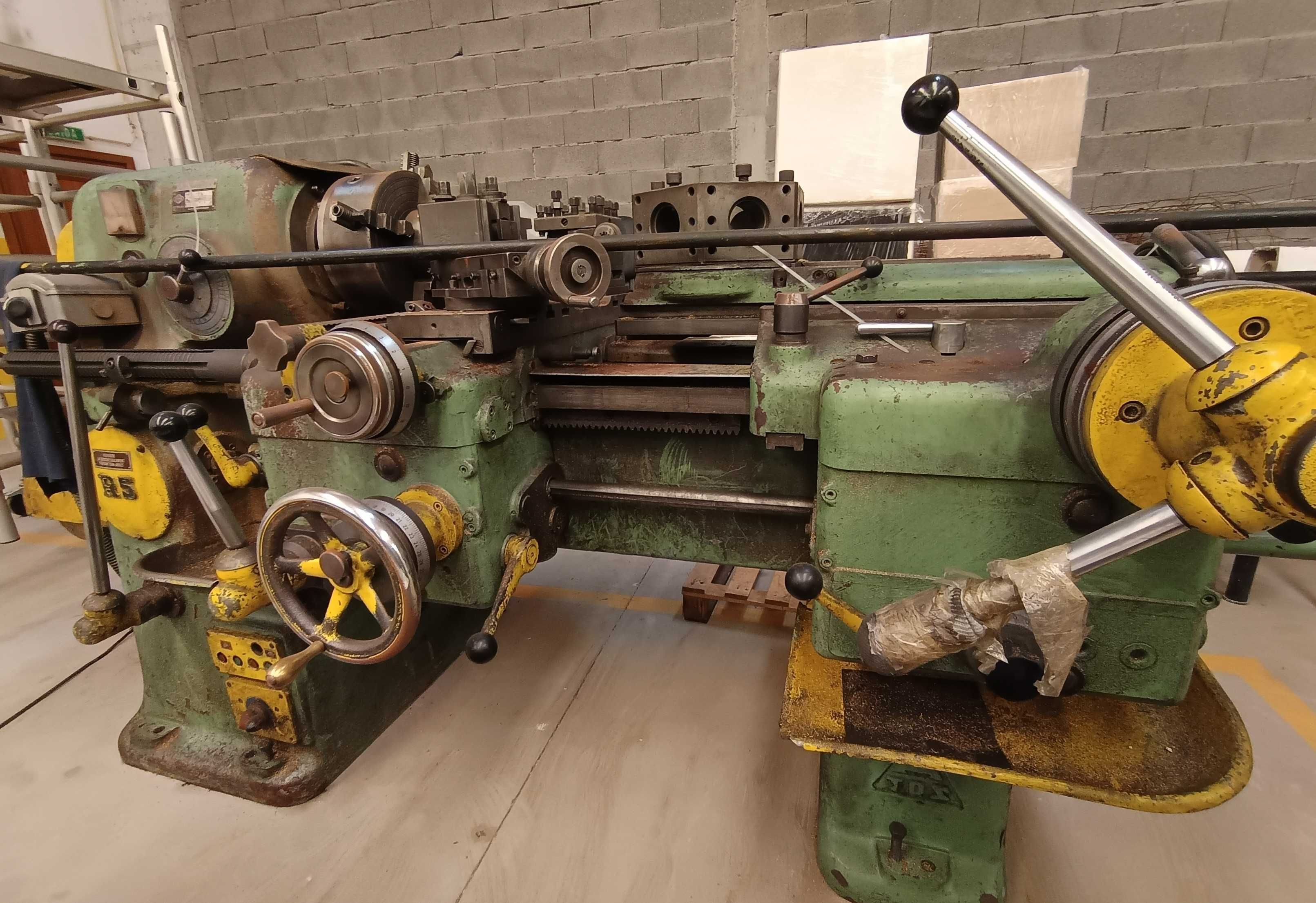 Torno Mecânico Industrial