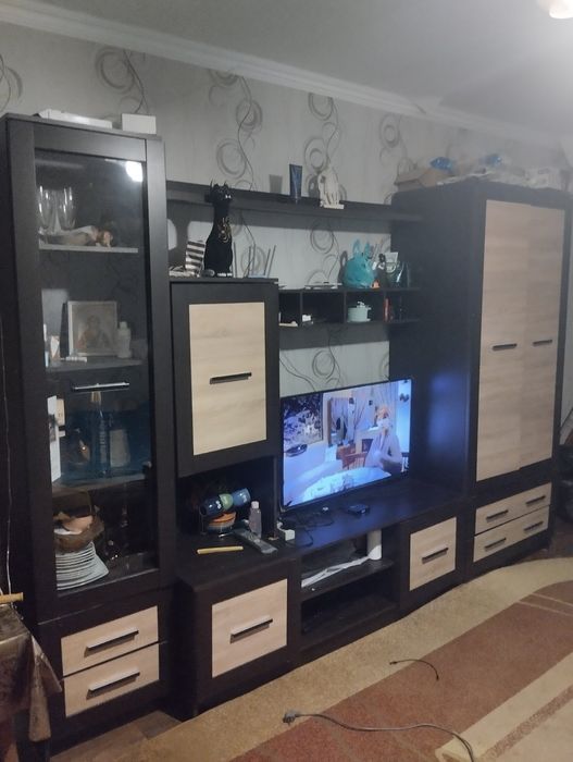Продаеться гостиная