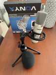 Microfone de estudio como novo