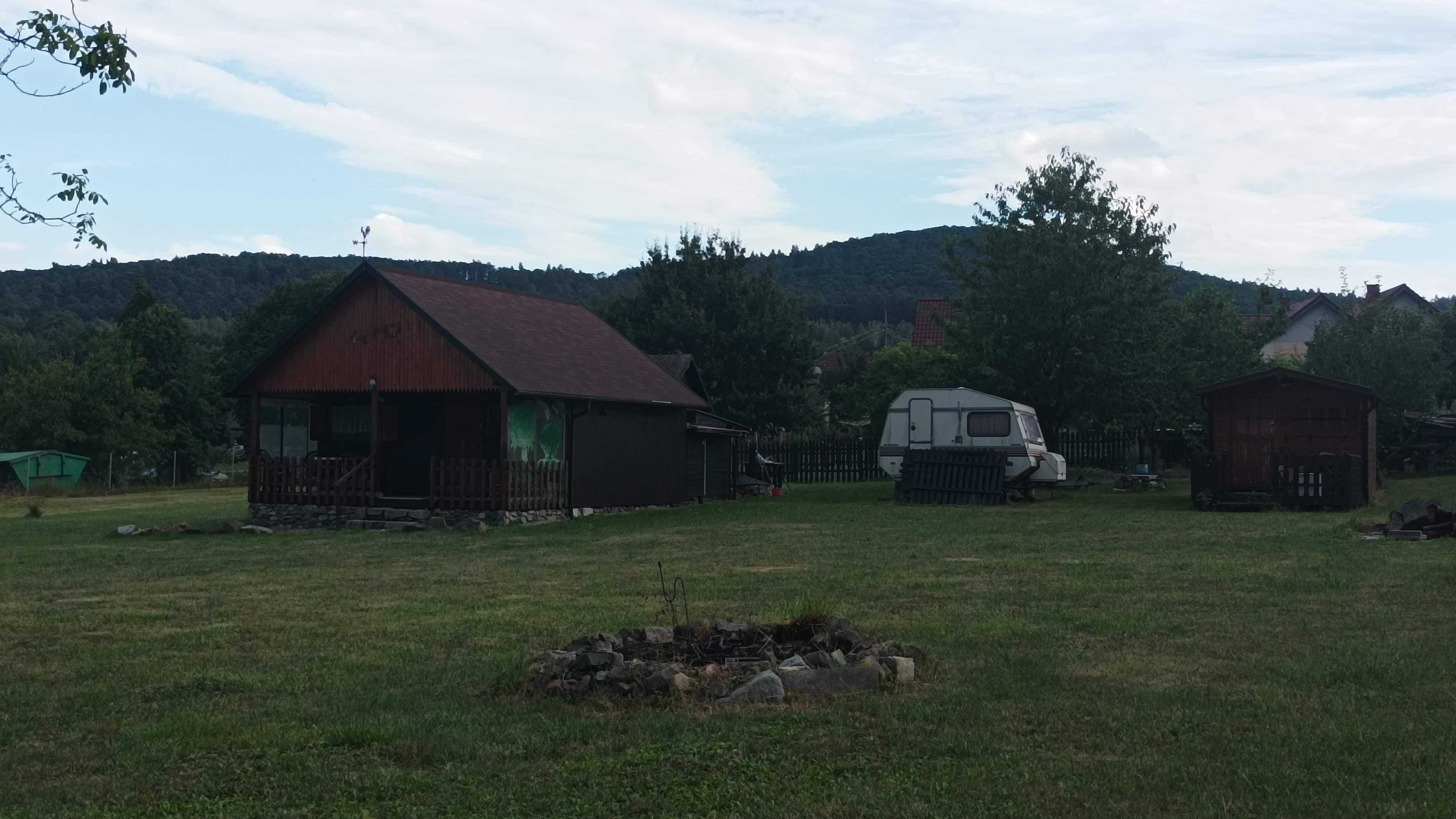 Domek letniskowy i przyczepa kempingowa do wynajęcia