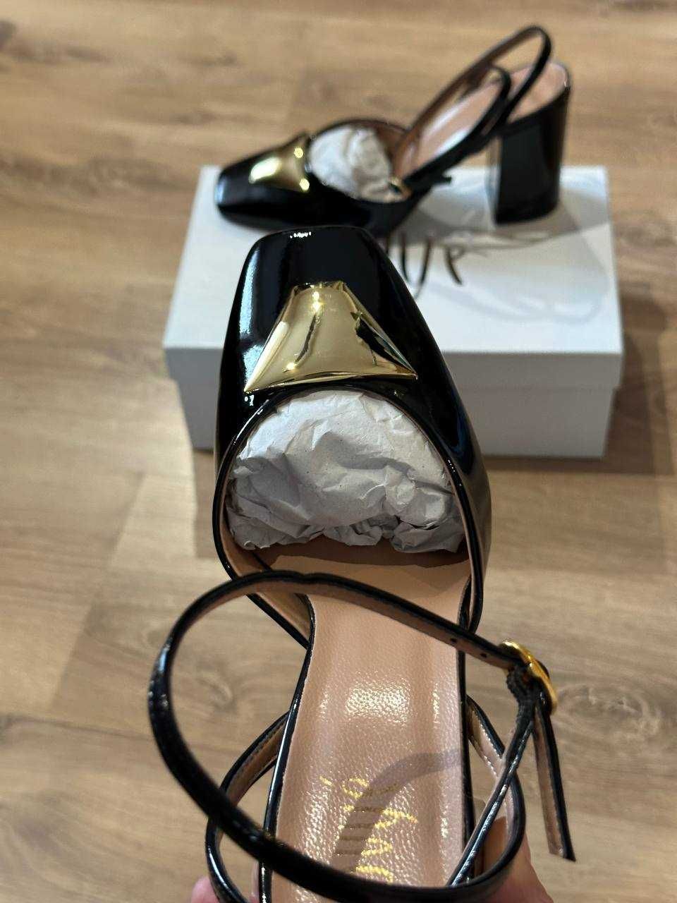 Buty skórzane Włoskiej marki OVYE