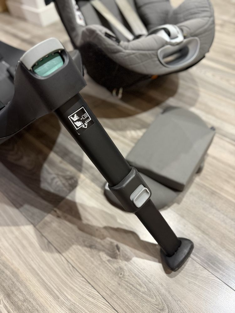 Cybex Sirona Z i-Size + baza – fotelik obrotowy, dobry stan