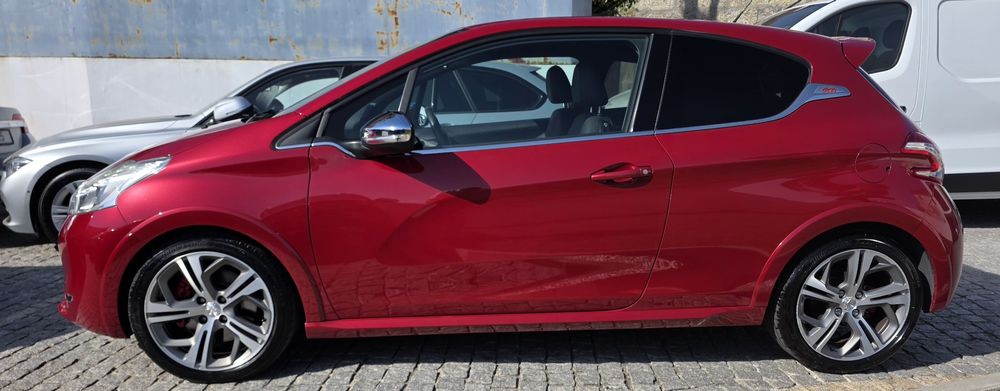 Peugeot 208 1.6 THP GTI 200CV Nacional