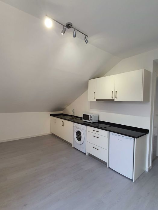 Aluga-se T1 Leiria | Parque do Avião (com vista para o Castelo)