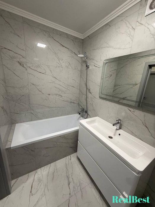 Продаж / Квартира / Олени Теліги, Ювілейний, Рівне