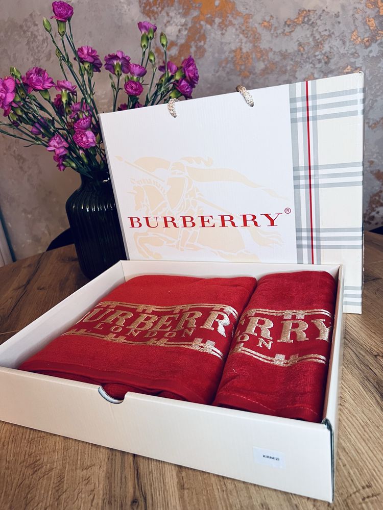 Recznik  pudelko  burberry