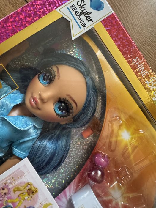 Лялька Rainbow High Junior High PJ Party Скайлер