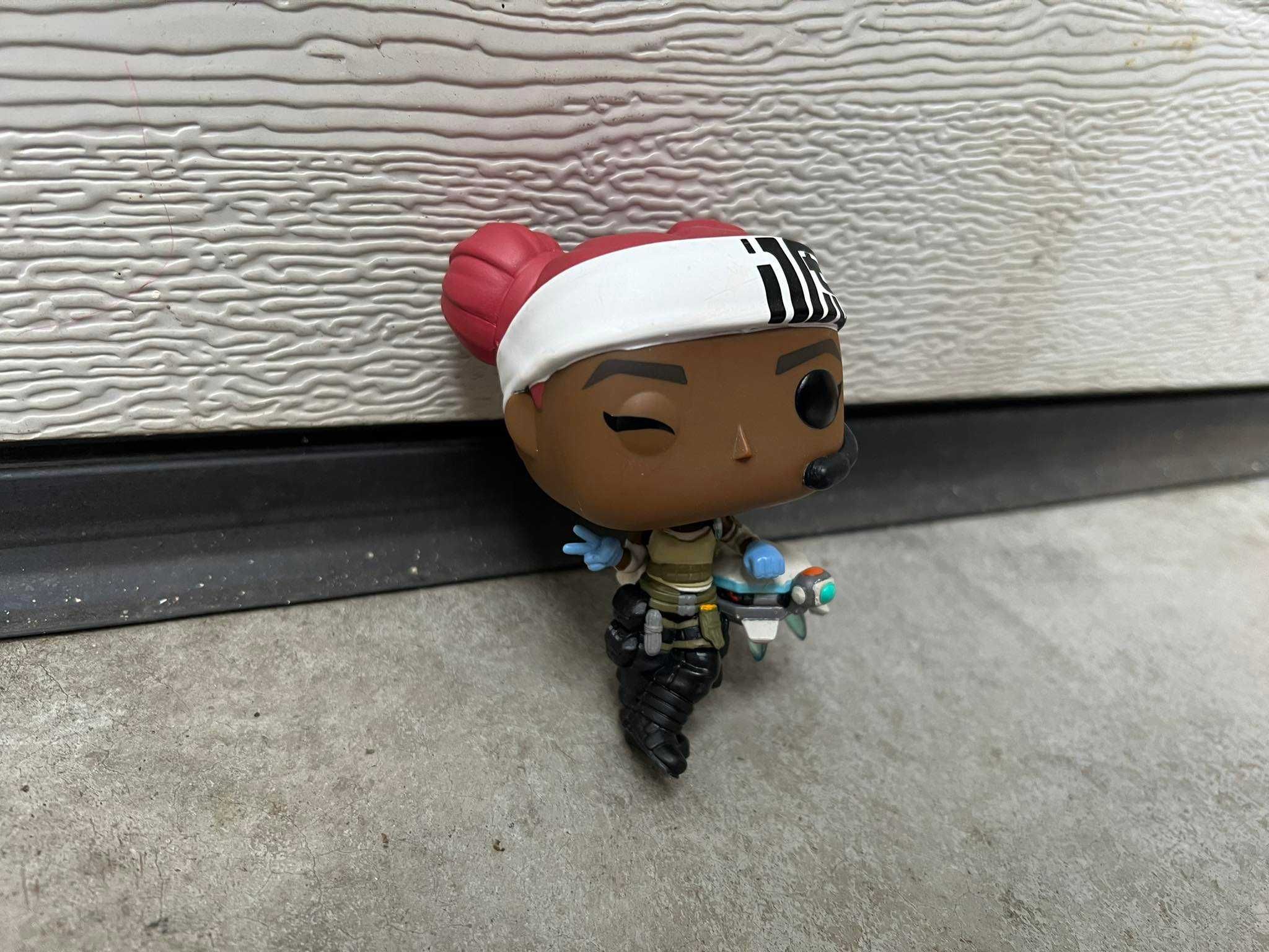 Figurka kolekcjonerska Funko Pop Games 541 Apex Legends Lifeline