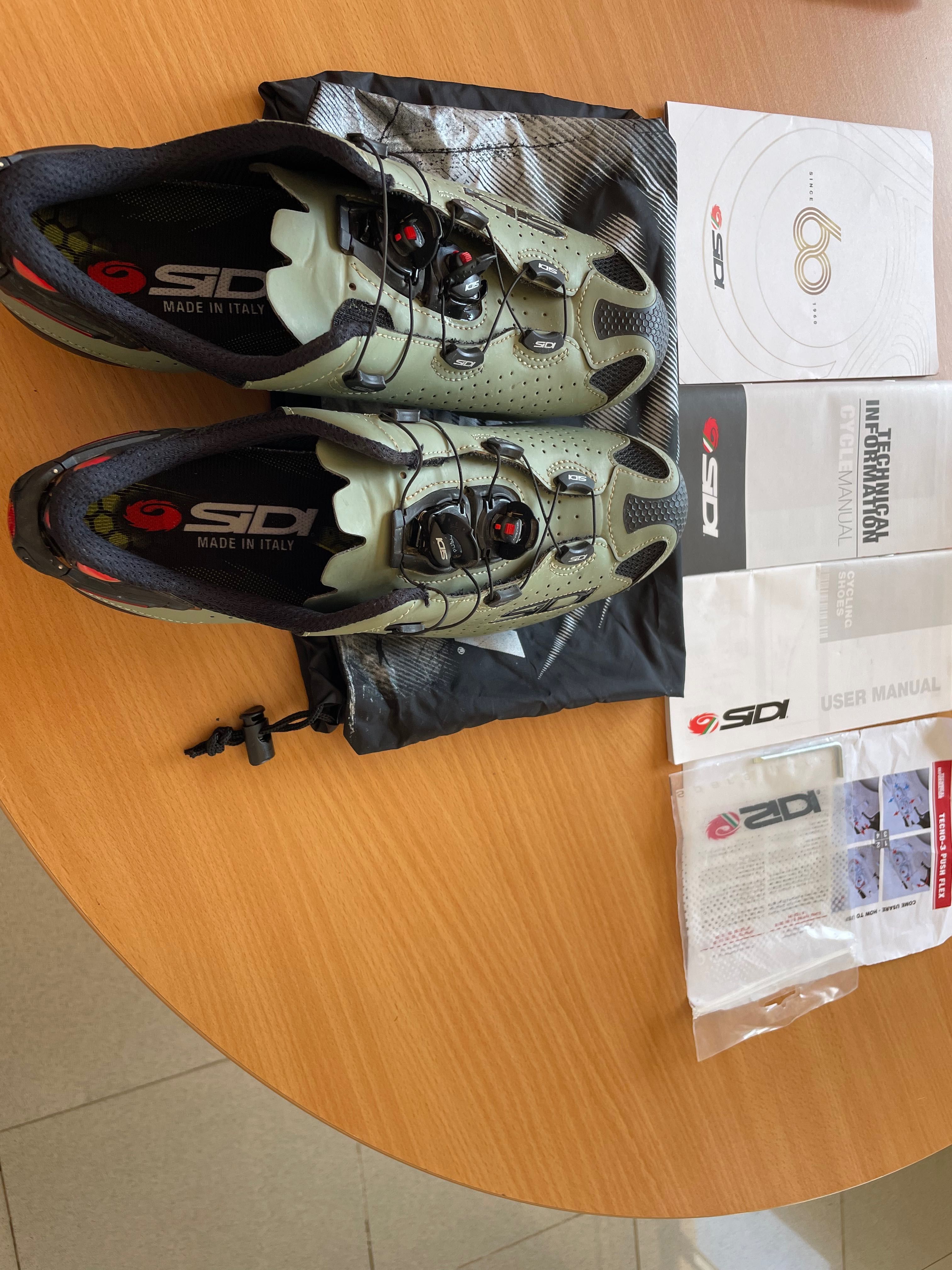 Sidi Tiger 2 Carbon usadas 3x. Tenho fatura de compra tamanho 43