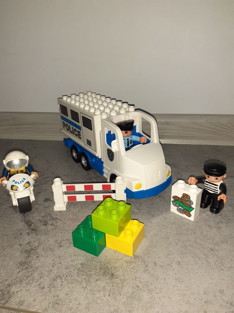 Lego duplo POLICJA ciężarówka policyjna 5680 plus policjant na motorze