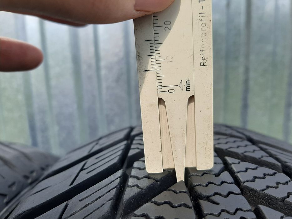 2x Opony całoroczne 185/65R15 Nexen NBlue 4Season 7mm 2022r