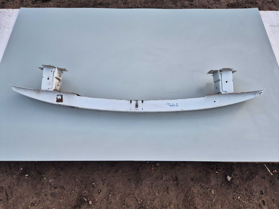 Przednia Przód Belka Pod Zderzak Pas Renault Trafic II Vivaro A 06-14r