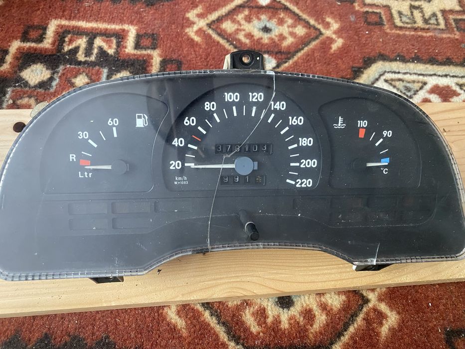 Продам два спілометри опель вектра а і ваз 2108,2109,21099