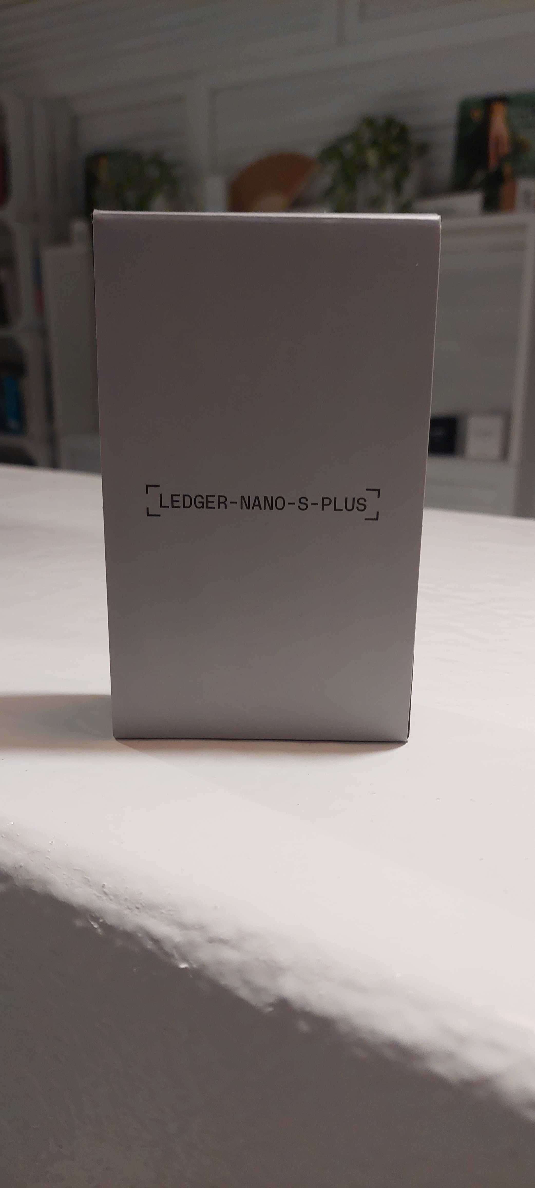 LEDGER NANO S PLUS