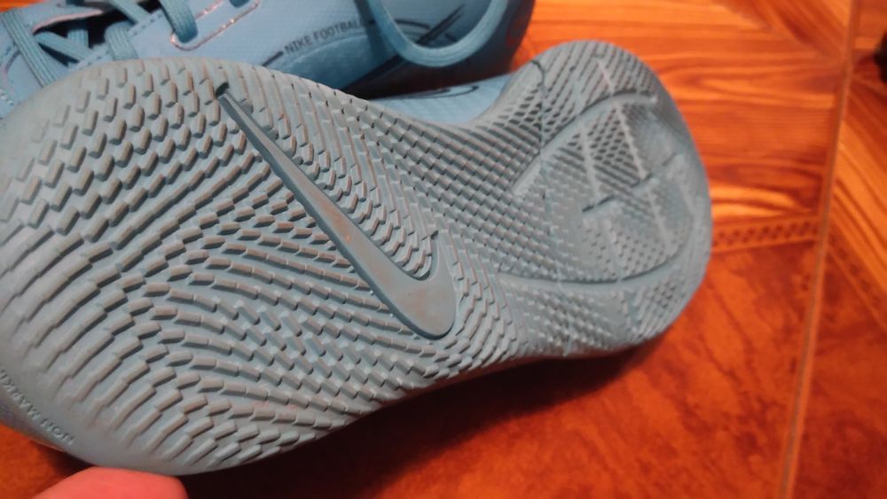 Sapatilhas futsal Nike 38