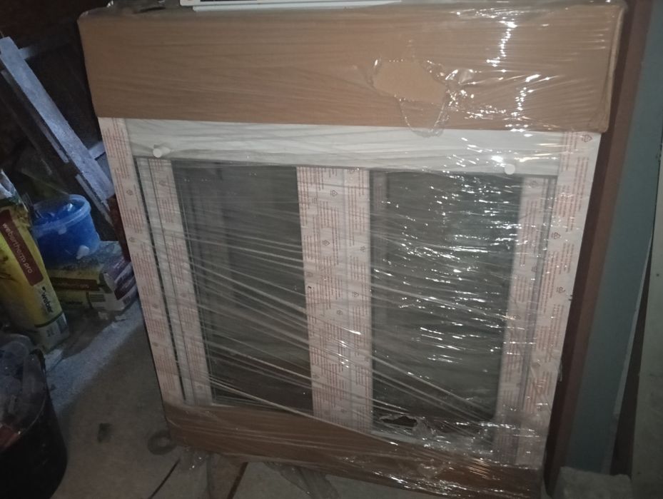 Janela com oscilante