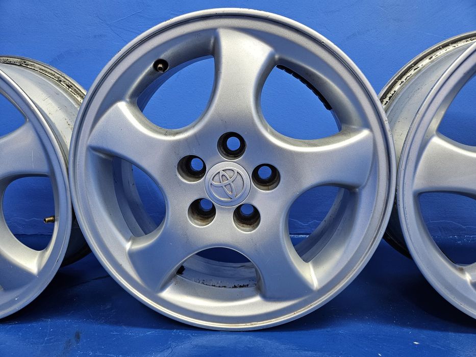 FELGI aluminiowe 15" TOYOTA komplet 6.0" ET39 oryginał alu | Poznań |