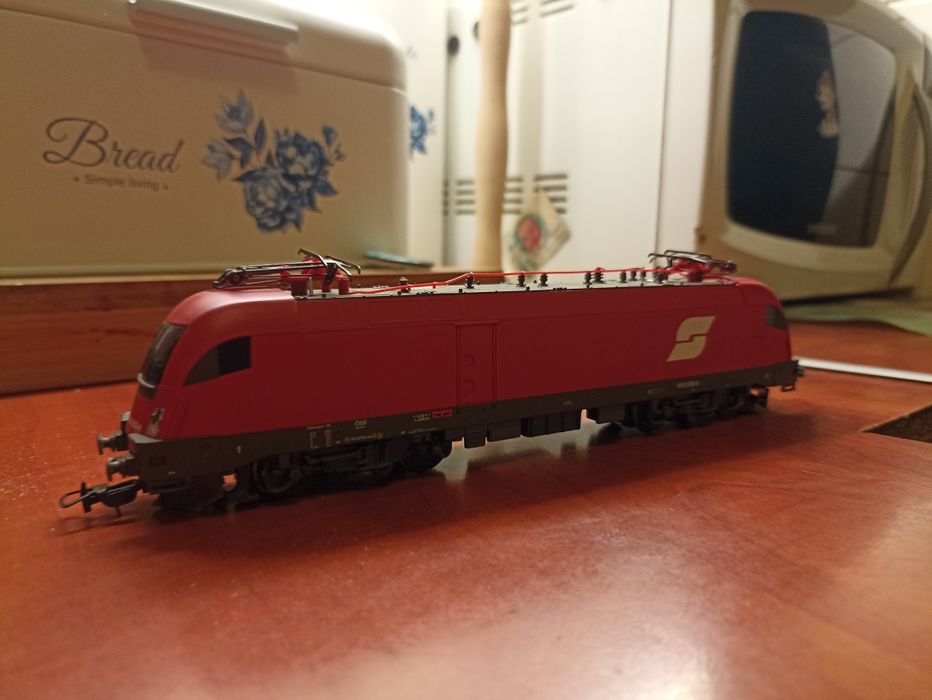 Lokomotywa Taurus Ho Piko 100% Jeździ