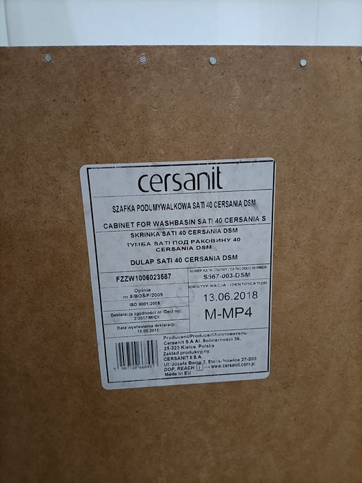 Szafka łazienkowa w idealnym stanie