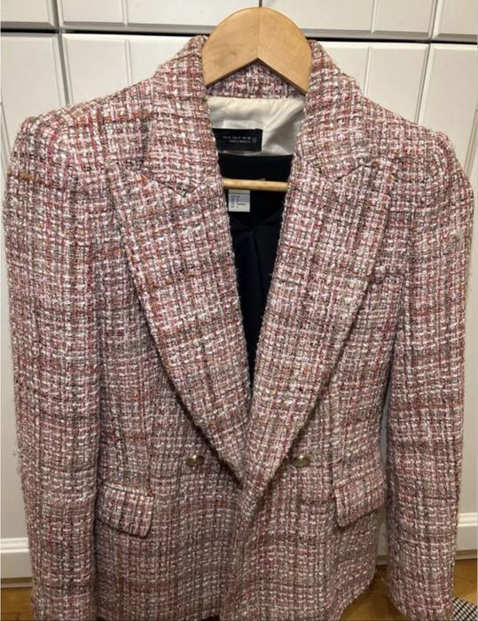 Гарний жакет від Zara