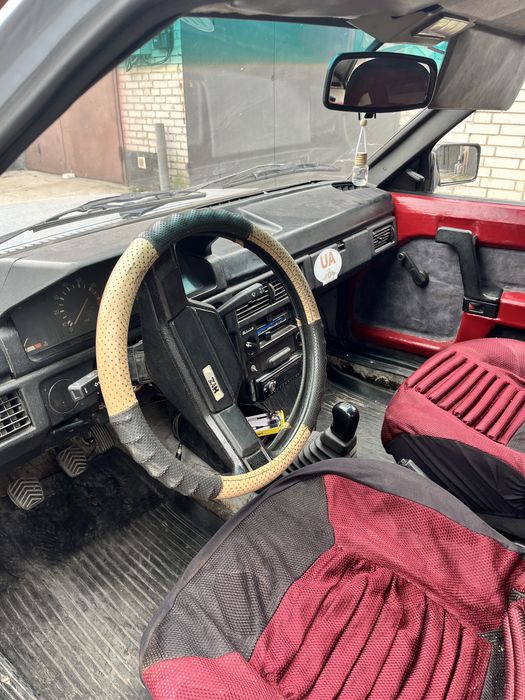 Продам Москвич 21412