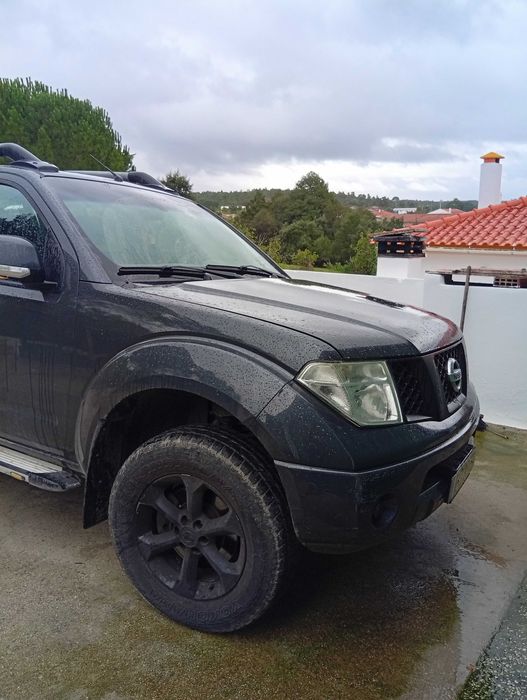 Nissan Navara linda em excelente estado