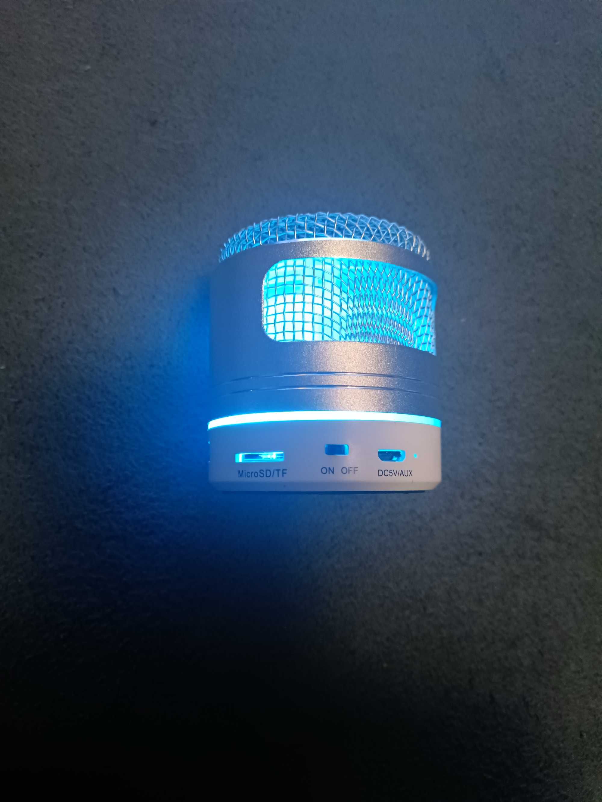Głośnik przenośny BLT S09U-3 zmieniające się kolory LED metalowy 3W