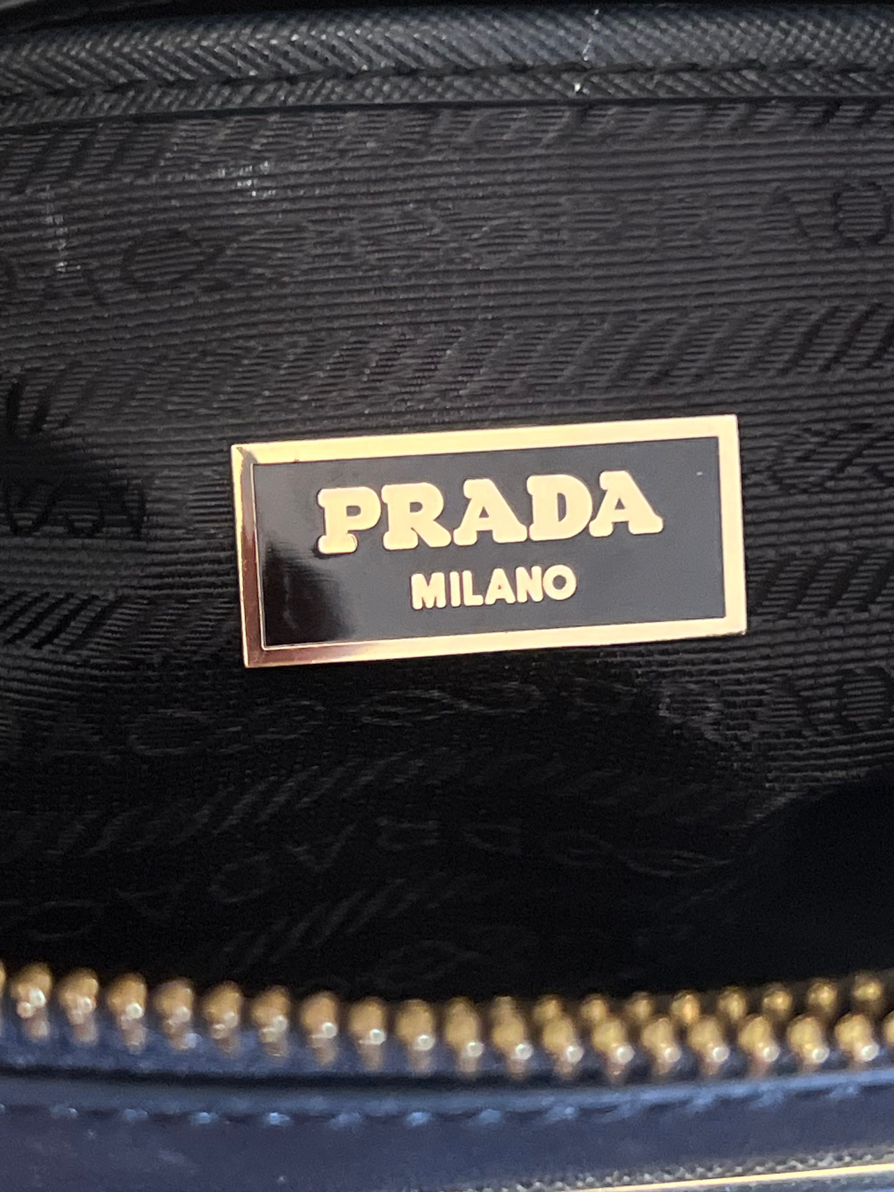 Жіноча сумка Prada