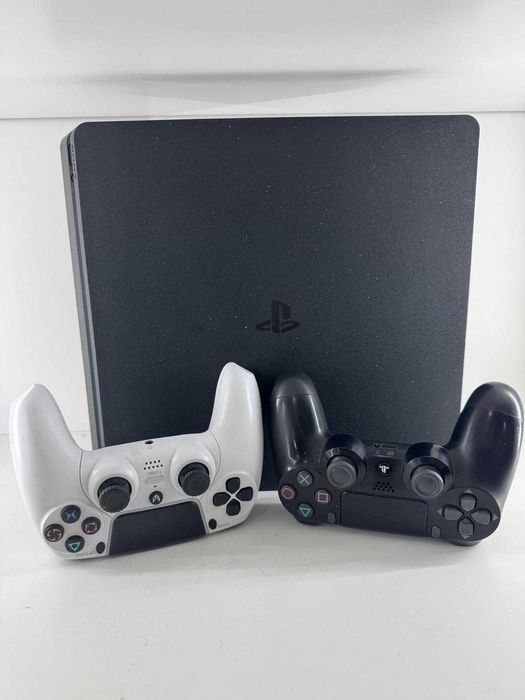 Playstation 4 Slim 500GB + Pad + Okablowanie