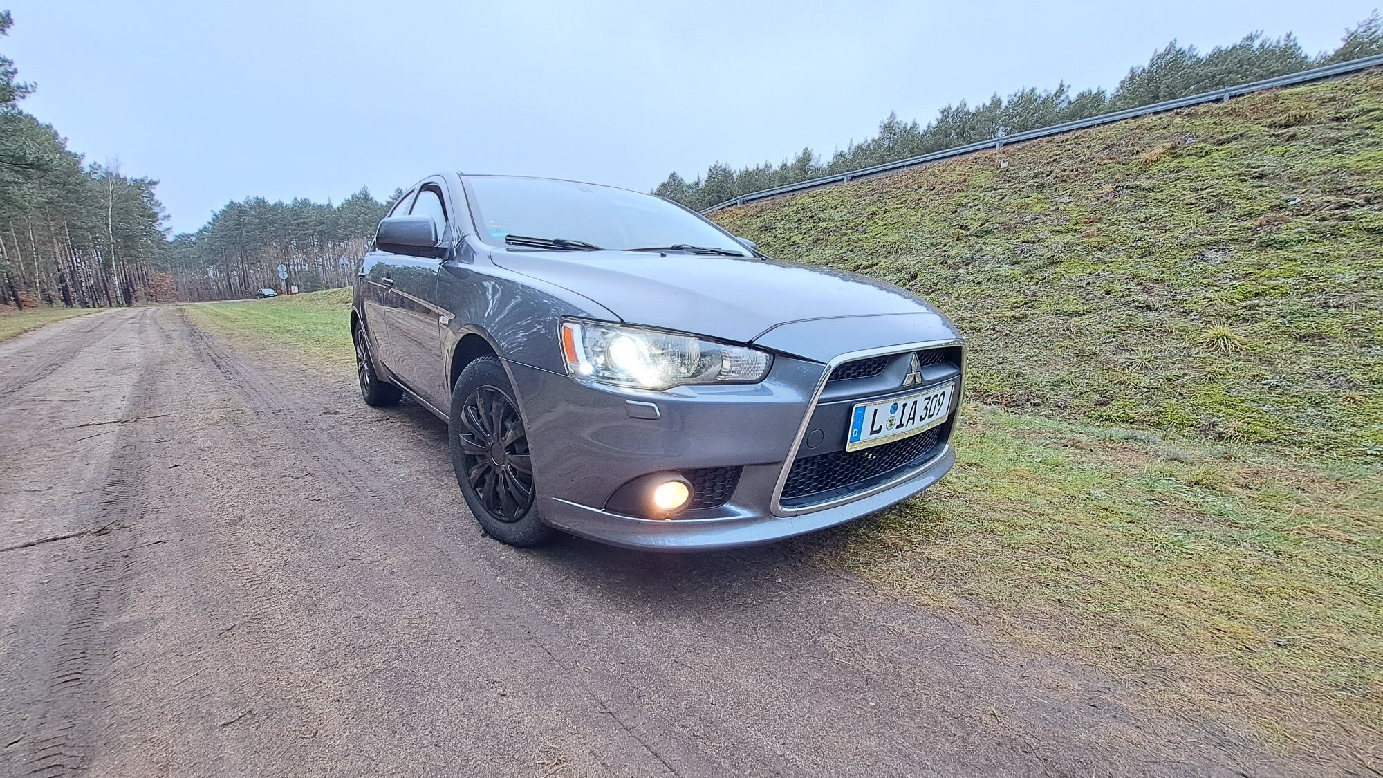 OKAZJA 17500 Lancer 1.6 2010r DOINWESTOWANY Xenon Led Parktronic Tempo