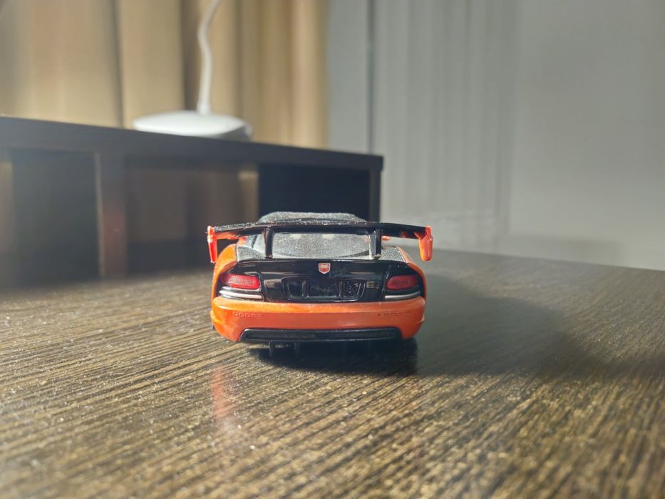 Модельки машин 1/42