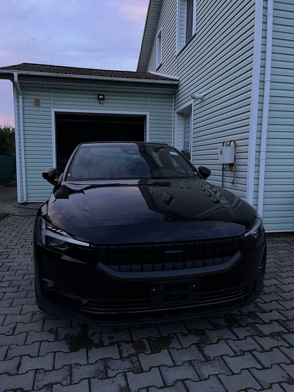 електромобіль Polestar 2 09.2022 повний привід 78кВт