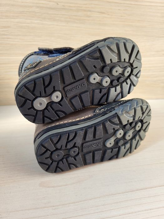 Дитяче шкіряне зимове взуття D.D.step, виробник Угорщина