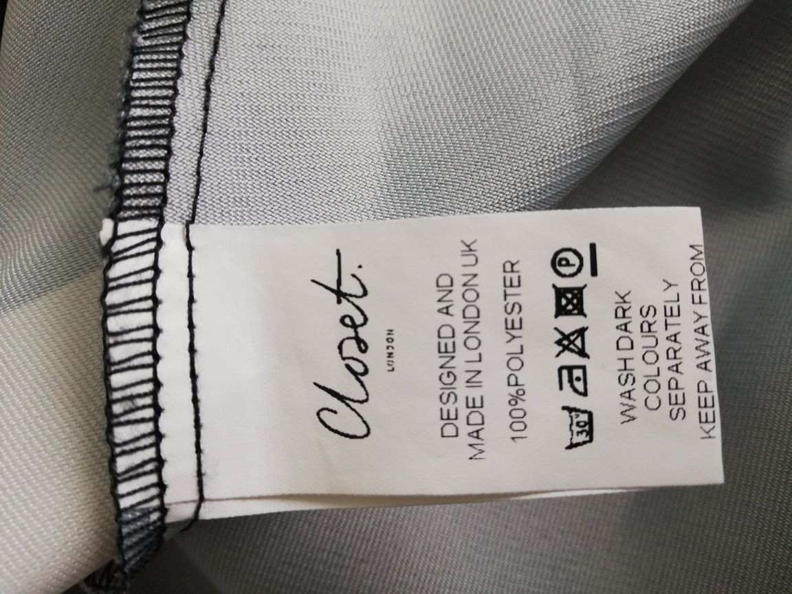 Sukienka w kwiaty Closet London XS