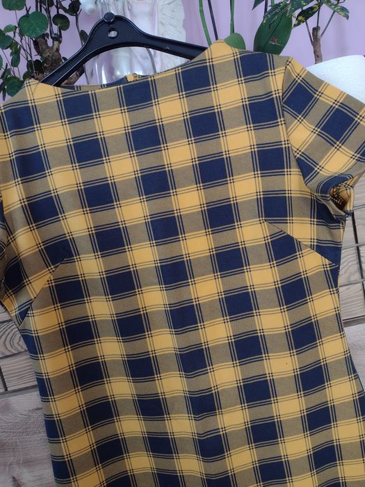 Elegancka sukienka wizytowa r.L